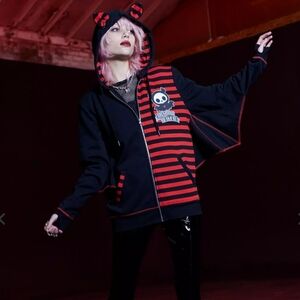 Rare Hot Topic Skelanimals Diego Stripe Split Bat Wing Hoodie